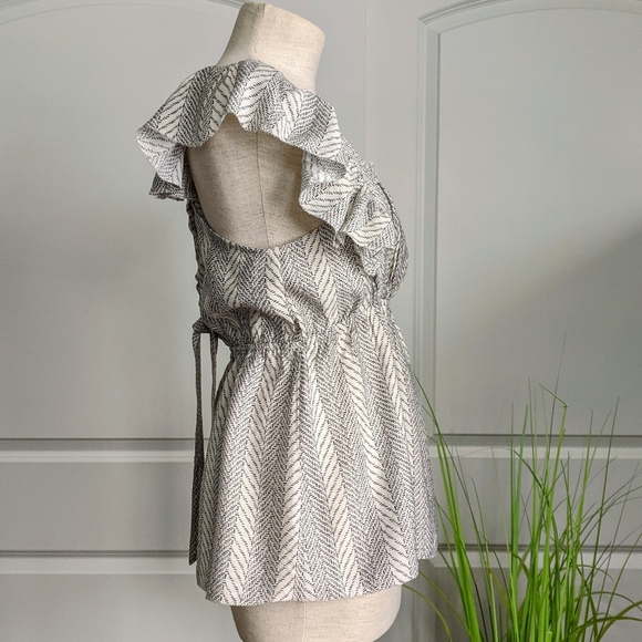 Current Air Top Ruffled Tie Back Straps Sleeveless Ruched Off-White Navy M NWT - Picture 8 of 16